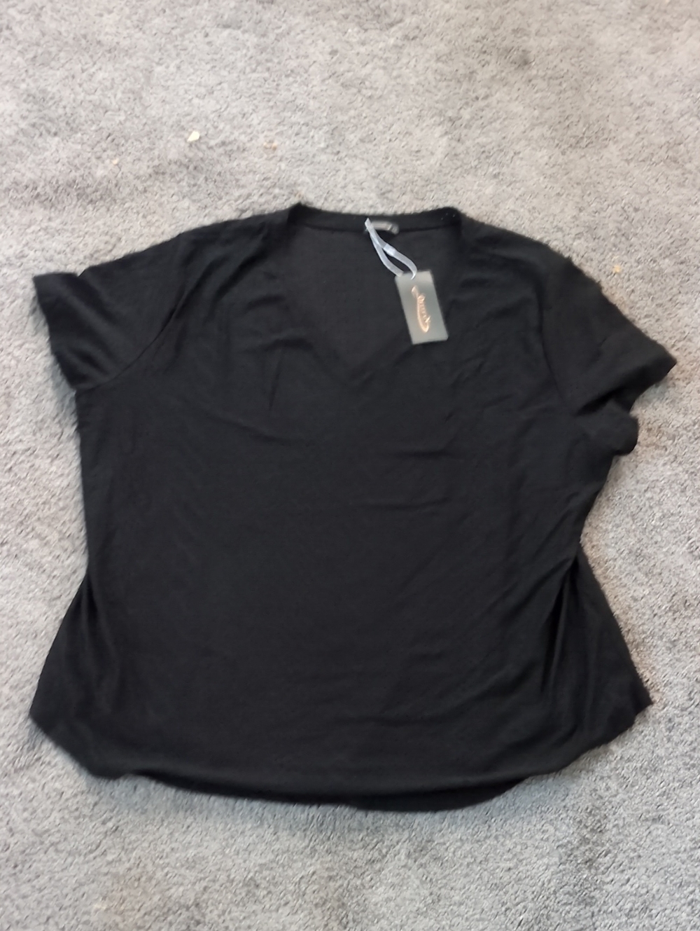 NWT Classic V-Neck Short Sleeve Women's Top - Black